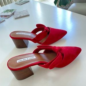 chelsea violet molly bow suede block heel mules sandals size 6M